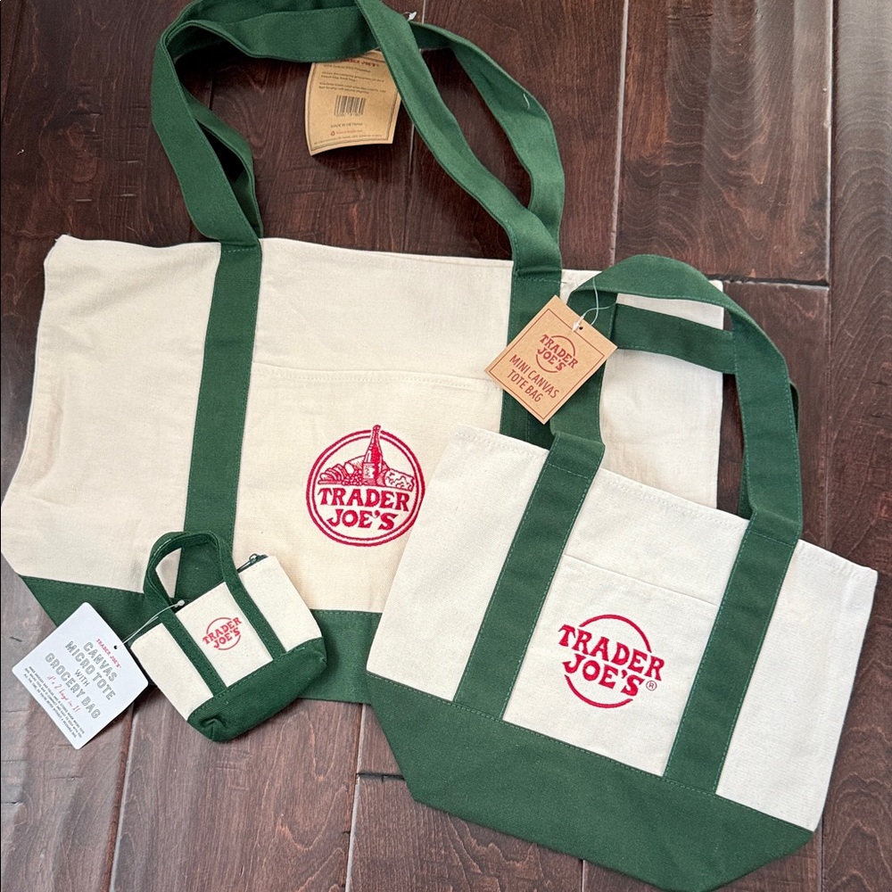 Trader Joe's Green and Cream Tote Bag Set (All 3)